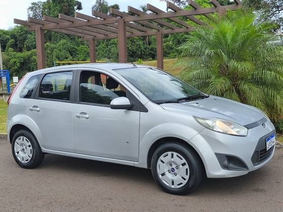 FORD FIESTA 1.0 ROCAM HATCH 8V FLEX 4P MANUAL